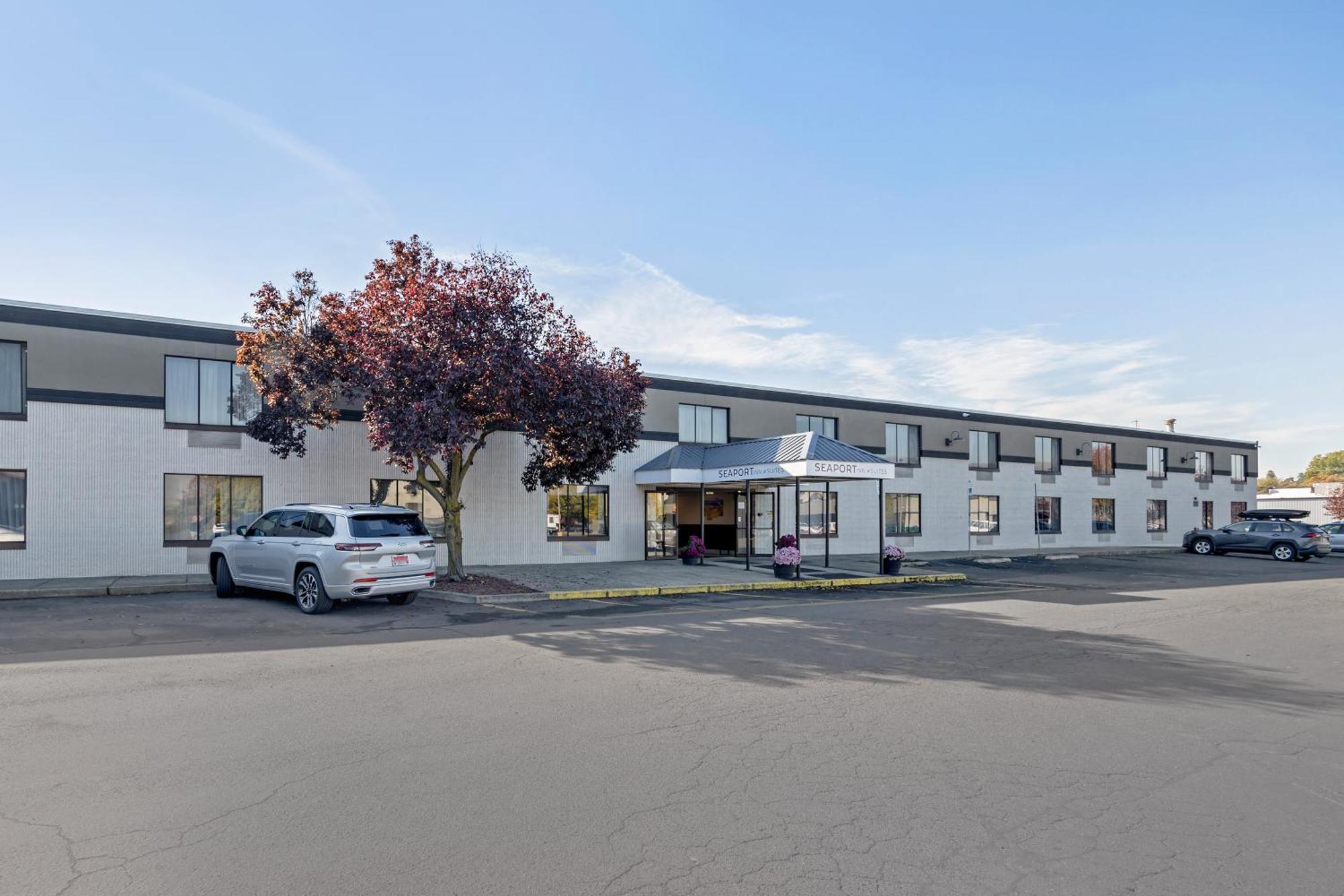 Seaport Inn & Suites Lewiston Εξωτερικό φωτογραφία