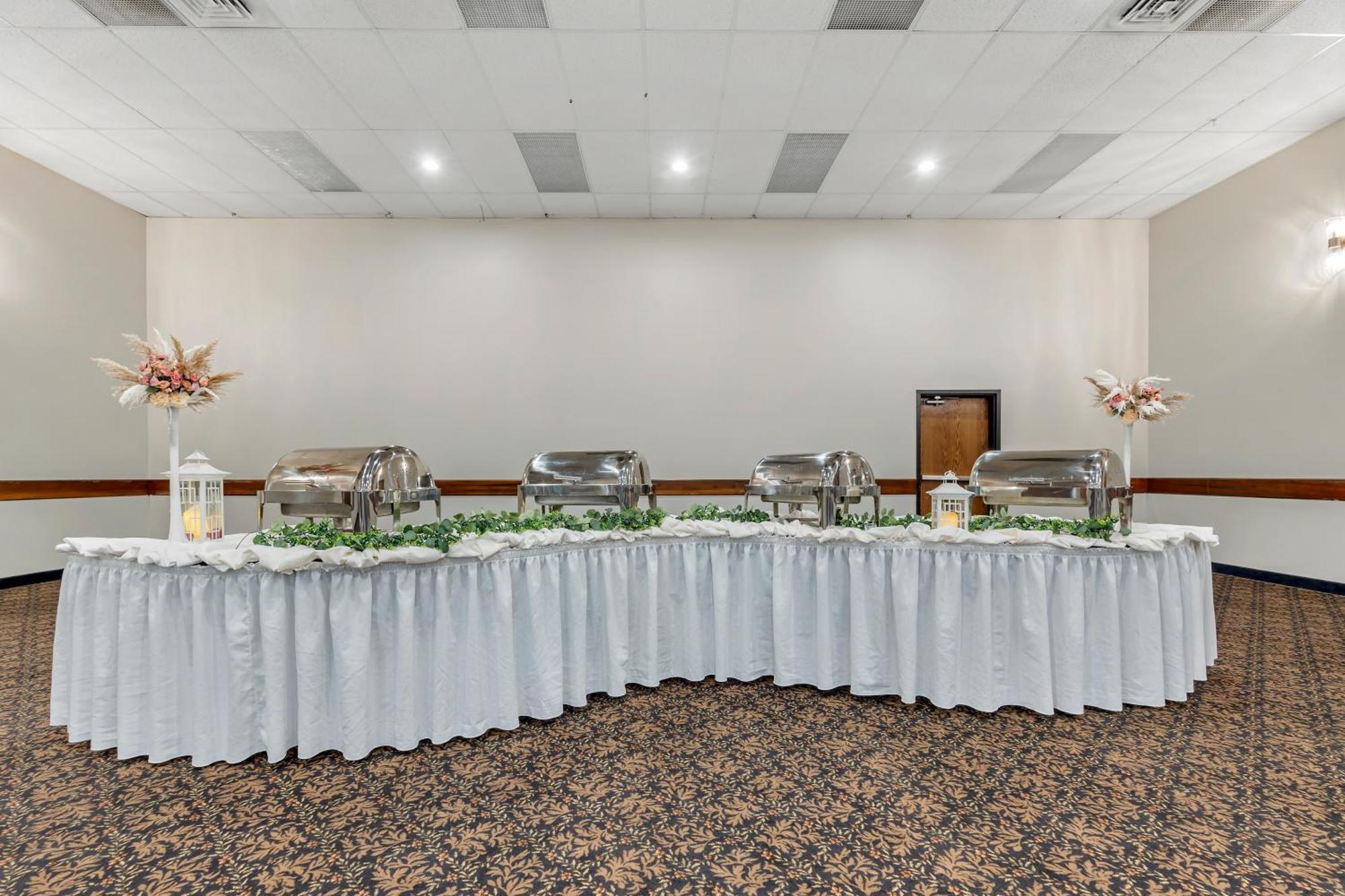 Seaport Inn & Suites Lewiston Εξωτερικό φωτογραφία